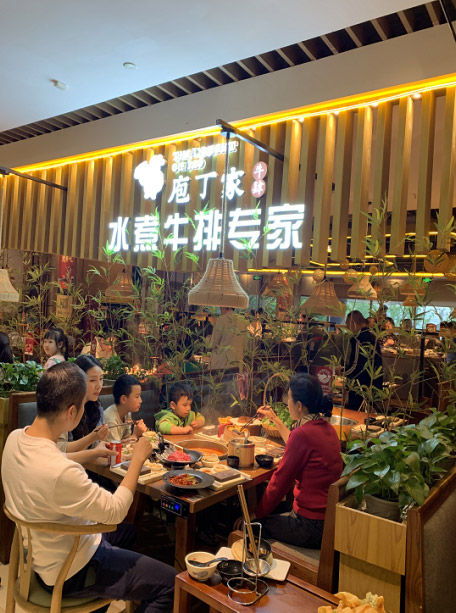 創(chuàng)業(yè)開火鍋加盟店，看懂這些就穩(wěn)了