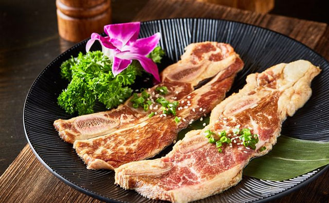 經(jīng)營烤肉店需要引起重視的三個(gè)點(diǎn)