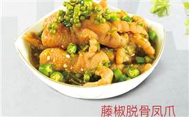 菊花開(kāi)手撕藤椒雞怎么做，菊花開(kāi)手撕藤椒雞做法技巧都在這里